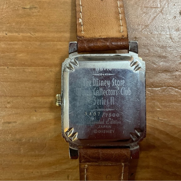 Fossil: Disney Lady and the Tramp  Disney store watch club series 2 LE 3407/7500 - Picture 4 of 11